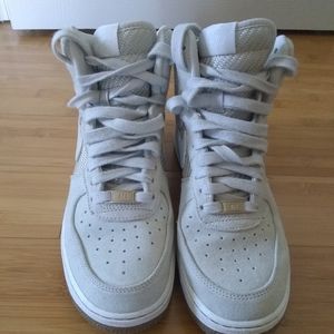 Women's Nike Air Force Ones AF1 sz 8.5 light bone